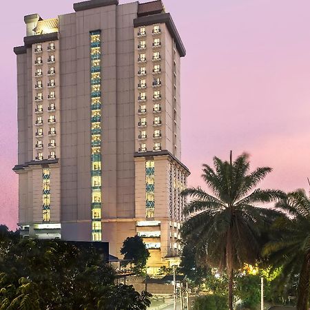 Swiss-Belhotel Bogor Exteriör bild