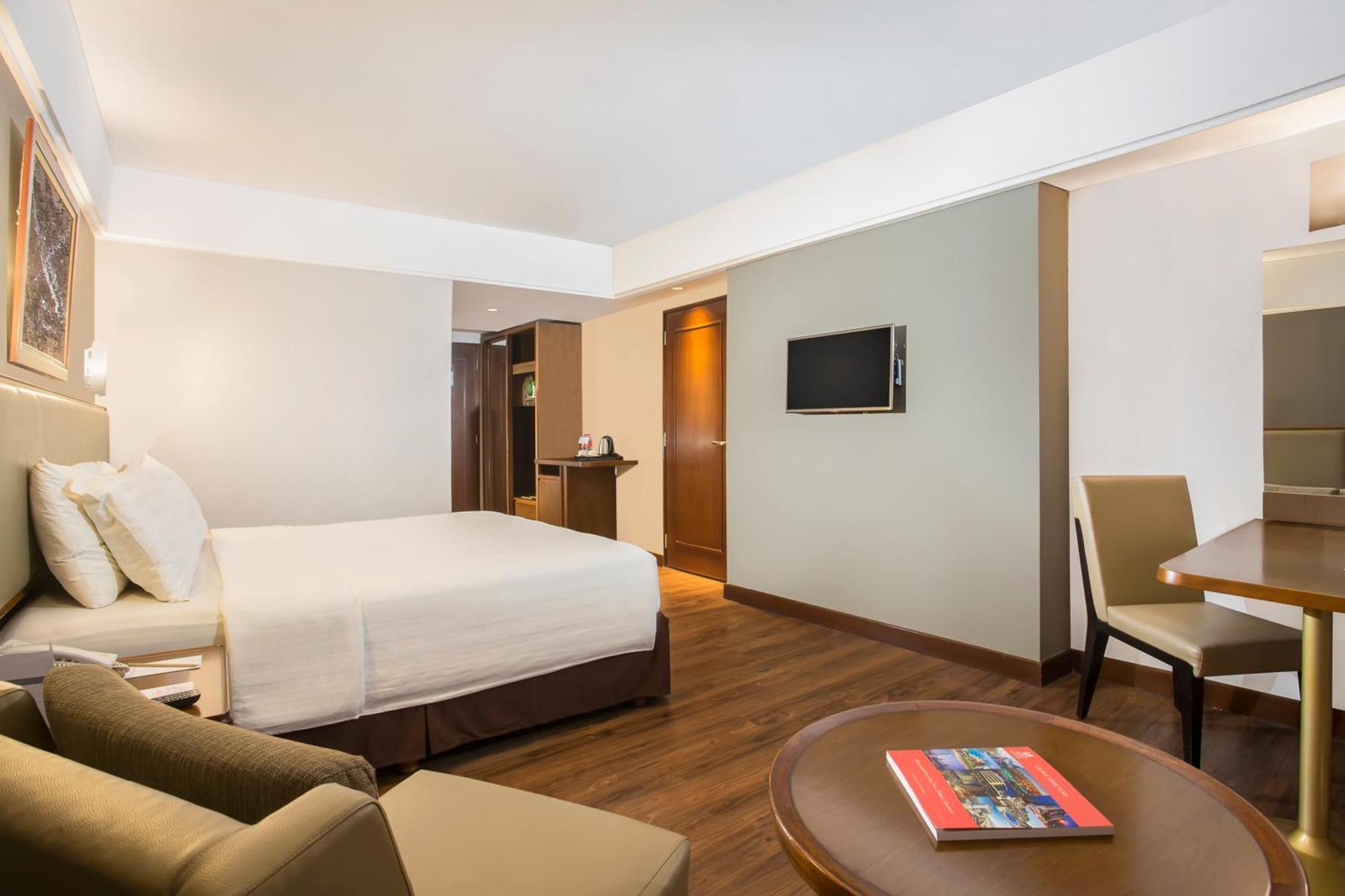 Swiss-Belhotel Bogor Exteriör bild