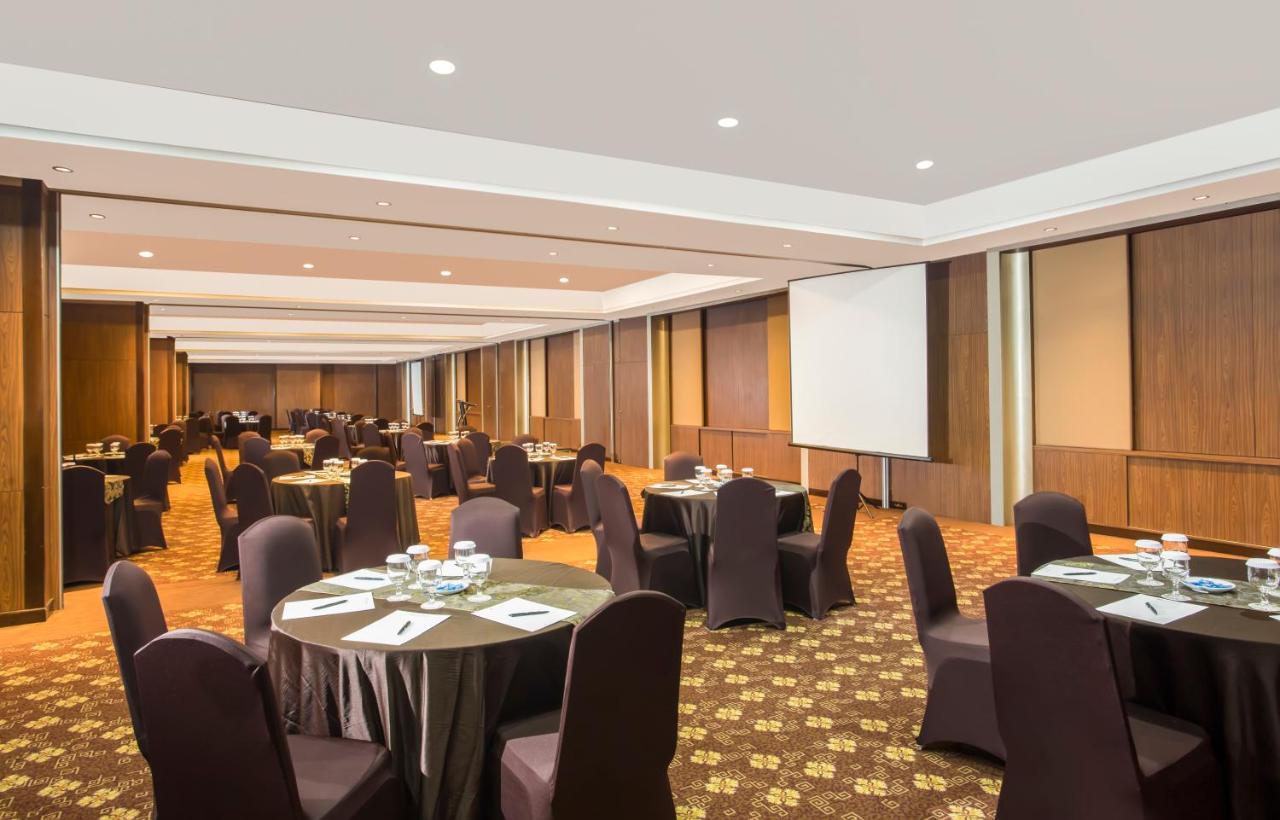 Swiss-Belhotel Bogor Exteriör bild